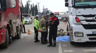 Antakya'da Motosiklet Tırla Çarpıştı: Anne ve Bebeği Hayatını Kaybetti