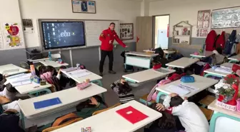 JAK'tan öğrencilere 'Deprem farkındalık eğitimi'