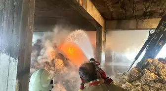 Hatay'da Samanlık Yangını 10 Saatlik Mücadeleyle Kontrol Altına Alındı