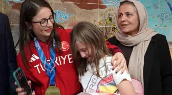 Şampiyon boksör Nurselen Yalgatekin için Şırnak'ta coşkulu karşılama