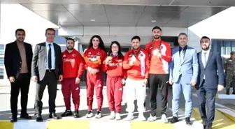 Şırnak'ta Avrupa ve Dünya Şampiyonları Coşkuyla Karşılandı