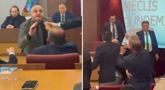 Üniversitelilerin izlediği belediye meclis toplantısı karıştı