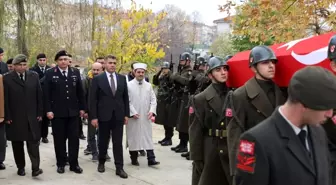 Vefat eden Kıbrıs gazisi son yolculuğuna uğurlandı