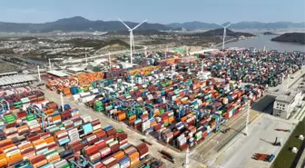 Çin'in Ningbo-Zhoushan Limanı'nda Yıllık Konteyner İşlem Hacmi 40 Milyon Teu'yu Aştı