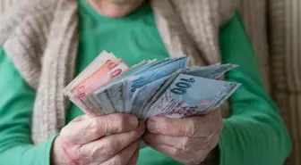 Emeklileri heyecanlandıran gelişme: Ankara kulislerinde 'seyyanen zam' hareketliliği var