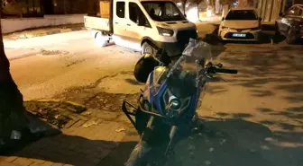 Keşan'da kamyonete çarpan motosiklet sürücüsü yaralandı