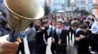 Okula başlama yaşı değişiyor mu? Okula başlama yaşı yükseliyor mu, neden yükseliyor?