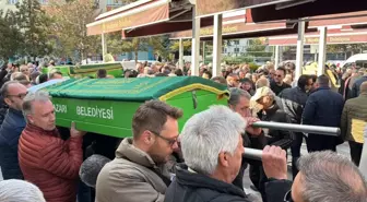 Oyuncu Burcu Özberk'in acı günü