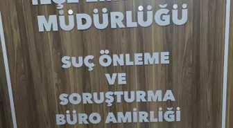 Polisten kaçan şüphelilerin üzerinden uzun namlulu silah çıktı