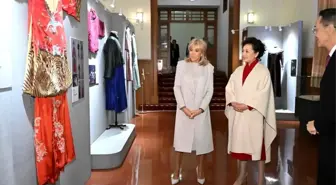 Albüm: Xi'nin Eşi Peng Liyuan ve Macron'un Eşi Brigitte Macron Beijing Halk Sanat Tiyatrosu'nu Ziyaret Etti