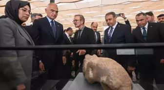 Bakan Ersoy: Taş Tepeler'deki buluntular, Neolitik Dönem çerçevesini genişletiyor