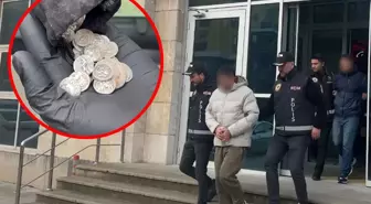 Büyük İskender portreli sikkelerle kaçarken sınırda yakalandılar