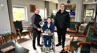 İl Emniyet Müdürü Yılmaz, polis memuru ve engelli oğlunu misafir etti