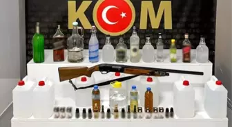 Isparta'da Narkotik ve KOM'dan çifte operasyon: Sentetik kâğıtlar ve kaçak alkol yakalandı