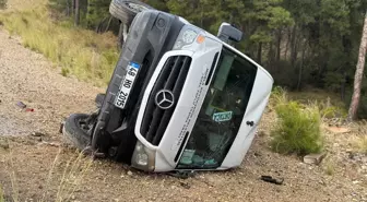 Muğla'da devrilen minibüsteki 7 kişi yaralandı