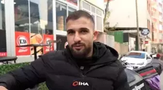 Muş'ta üşüyen kuryeye eldivenini veren polis gönülleri ısıttı