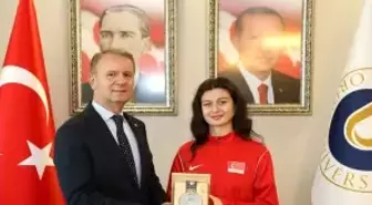 ODÜ'lü milli sporcu, dünya ikinciliği elde etti