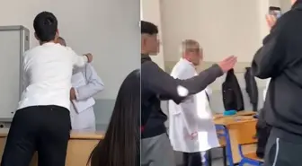 Öğrencilerin zorbalık yapıp dalga geçtiği öğretmenden ders gibi sözler
