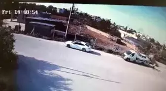 Otomobille geldi çekiciden telefon çaldı: 120 suç kayıtlı hırsızın o anları kamerada