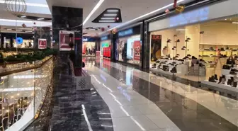 Ruhsatı iptal edilen AVM'de mühürleme krizi! Mahkeme son dakika durdurdu