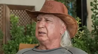 Şener Üşümezsoy kimdir? Prof. Dr. Şener Üşümezsoy kaç yaşında, nereli, kariyeri?