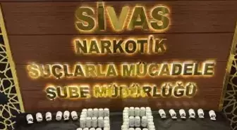 Sivas'ta 8 bin 246 sentetik uyuşturucu hap ele geçirildi