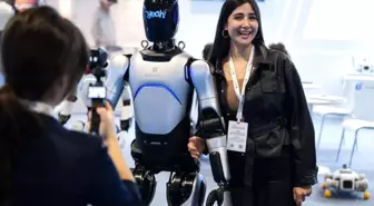 Albüm: 2025 Küresel Yapay Zeka Makineleri ve Elektronik Fuarı, Çin'in Makao Bölgesinde Başladı