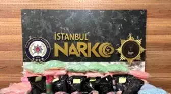 Avcılar'da bir eve zulalanan 601 bin 380 adet uyuşturucu hap ele geçirildi