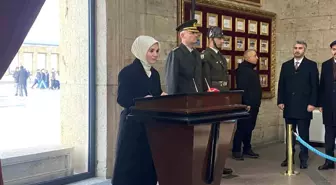 Bakan Göktaş'tan Anıtkabir'e ziyaret