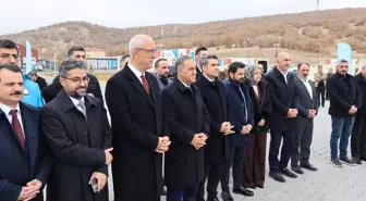 Bingöl'e 5 ambulans ve 2 UMKE aracı tahsis edildi