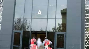 Çanakkale'de kuyumcuyu soymaya kalkışan 2 şüpheli tutuklandı