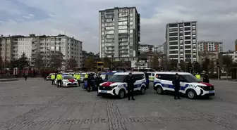 Elazığ'da emniyet ve jandarma araç filosu 84 yeni araçla güçlendirildi