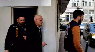 Futbol yorumcusu Ahmet Çakar sağlık kontrolüne getirildi-1