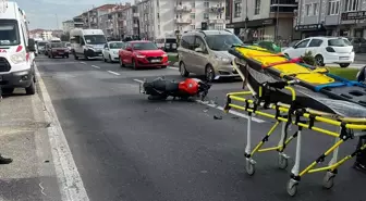 Kırklareli'nde otomobil ile motosikletin çarpıştığı trafik kazasında 2 kişi yaralandı