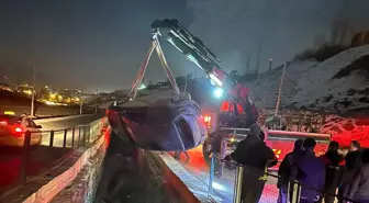 Kontrolden çıkan otomobil su kanalına düştü: 1 yaralı