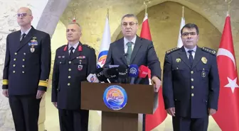 Mersin Valisi Toros, 11 aylık asayiş verilerini değerlendirdi Açıklaması