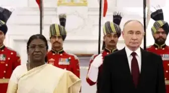 Putin: '(Rusya-Hindistan ilişkileri) Birlikte yol alıyoruz, birlikte büyüyoruz'