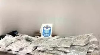 Türkiye'ye sokulmak istenen 22 kilo 560 esrar sınırda yakalandı