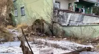 Askeri birliğe ait hurda malzemeleri çalan 2 şüpheli tutuklandı