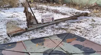 Askeri birliğe ait hurda malzemeleri çalan 2 şüpheli tutuklandı