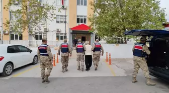 Hatay'da eşini baltayla öldürerek evin banyosuna gömen zanlı tutuklandı