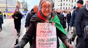 İsveç'te İsrail'in Gazze'ye devam eden saldırıları protesto edildi