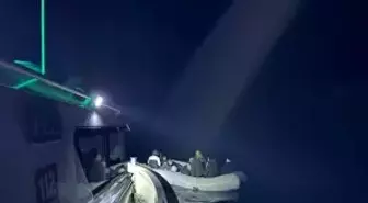 İzmir'de açıklarında göçmen hareketliliği