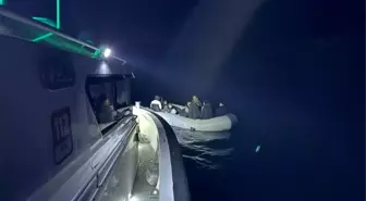 İzmir'de açıklarında göçmen hareketliliği