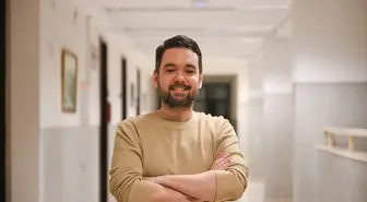 Kedilerin insanlarla iletişimi sahibinin cinsiyetine göre değişiklik gösterebiliyor