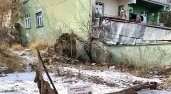 Sarıkamış'ta askeriyeden hurda malzeme çalan 2 kişi tutuklandı