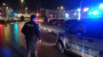 Silahla yaralayıp aracına aldığı şahsı yol kenarına atıp kaçtı