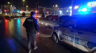 Silahla yaralayıp aracına aldığı şahsı yol kenarına atıp kaçtı