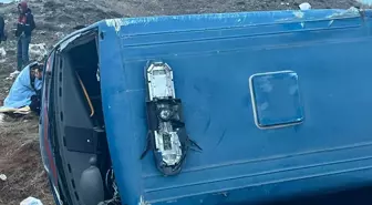 Sivas'ta devrilen cezaevi aracındaki 9 kişi yaralandı