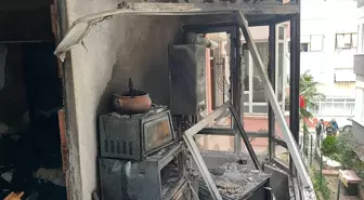 Yalova'da dairede çıkan yangında anne ile özel gereksinimli çocuğu dumandan etkilendi